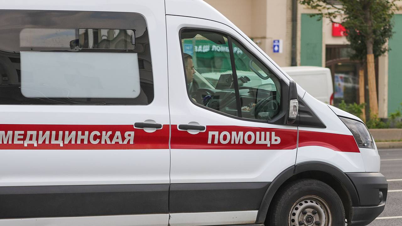 Автомобиль с мирным жителем попал под удар ВСУ в российском регионе Автомобиль с мирным жителем попал под удар ВСУ в российском регионе
