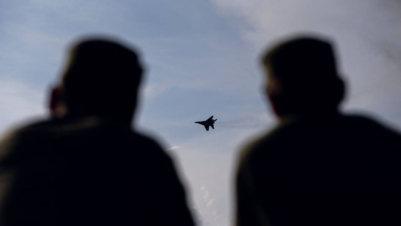 Украина отказалась получать военную помощь от одной страны
