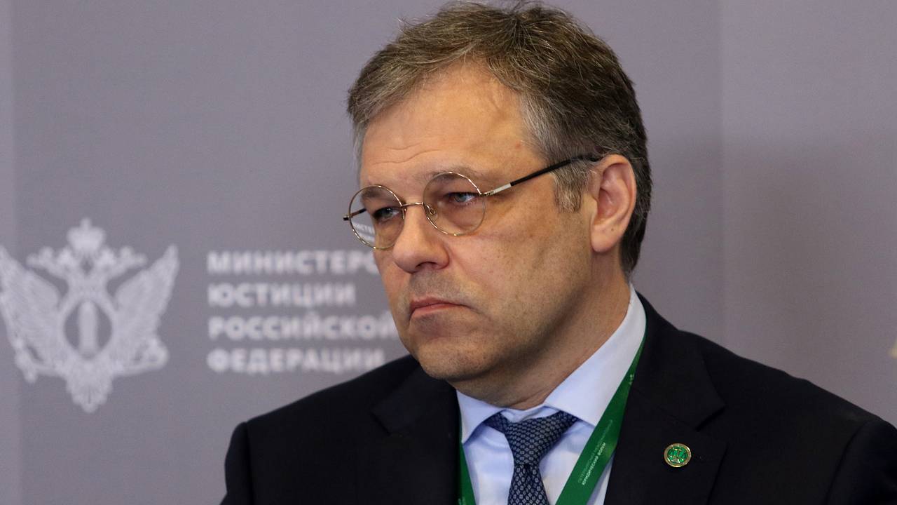 В МИД России назвали причину отставок главкома ВСУ и главы Минобороны Украины В МИД России назвали причину отставок главкома ВСУ и главы Минобороны Украины