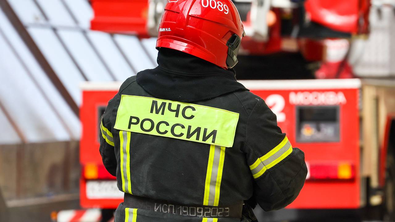 В центре Москвы произошел пожар в жилом доме