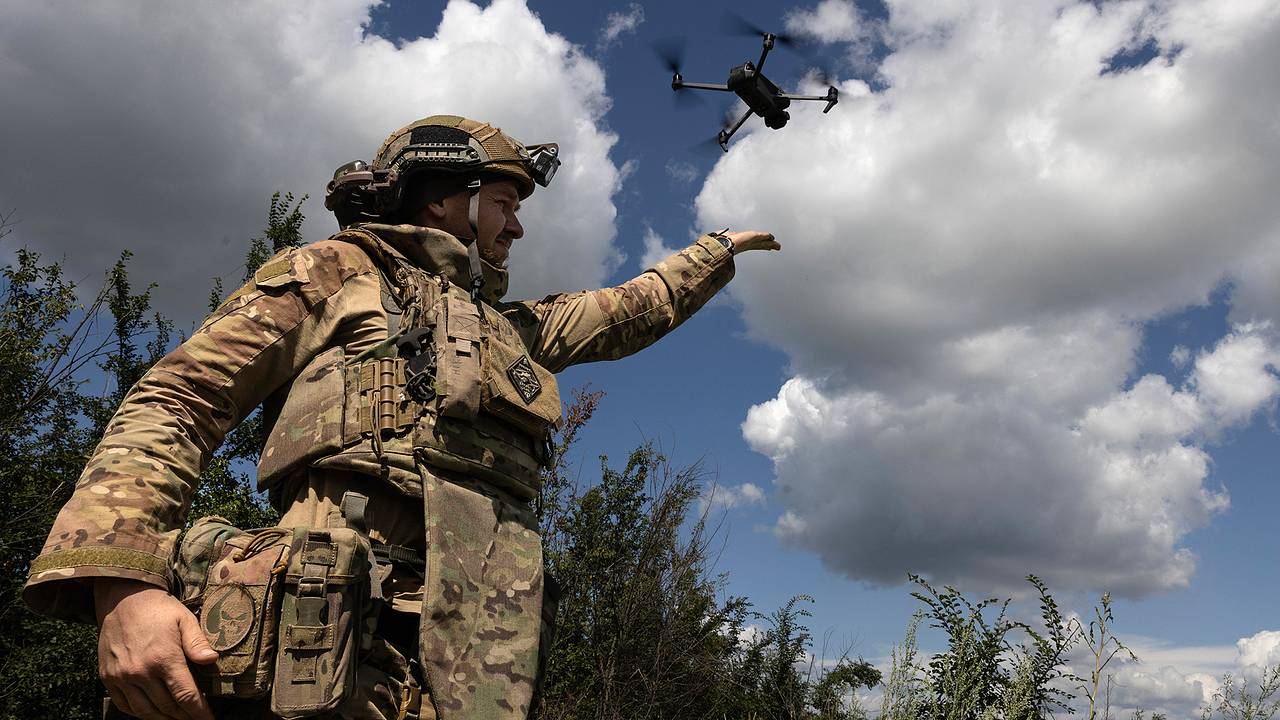 На Украине объяснили огромные вложения в БПЛА переходом страны в режим камикадзе На Украине объяснили огромные вложения в БПЛА переходом страны в режим камикадзе