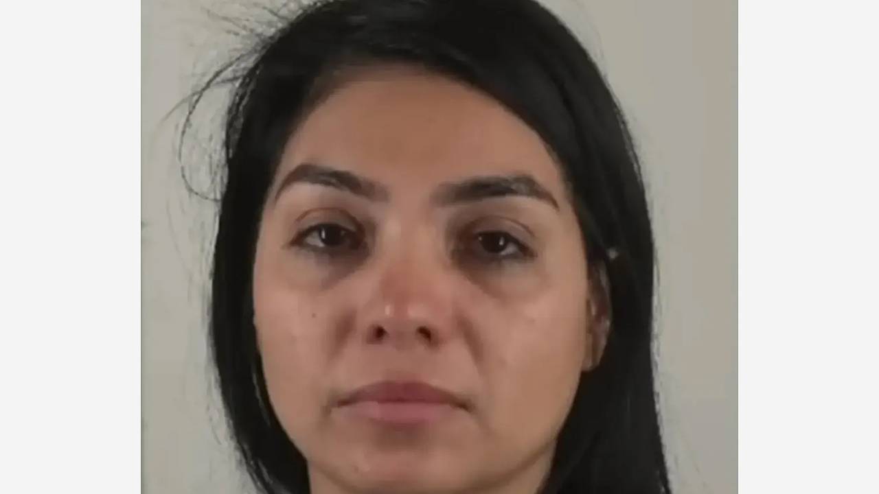 Риелтор 100 раз ударила ножом женщину и скрывалась 14 лет
