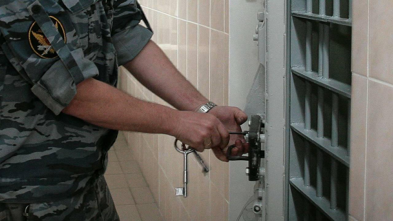 Иностранец обманом похитил деньги у участника СВО