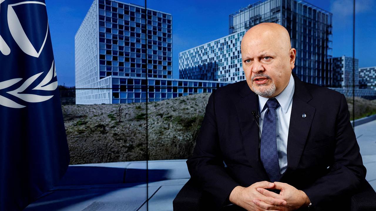 Выдавшего ордер на арест Путина прокурора МУС уволили