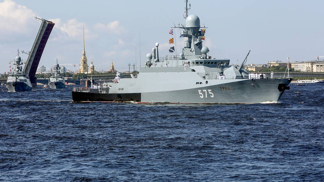 Будут ли парад и салют на День ВМФ в Санкт-Петербурге в 2026 году