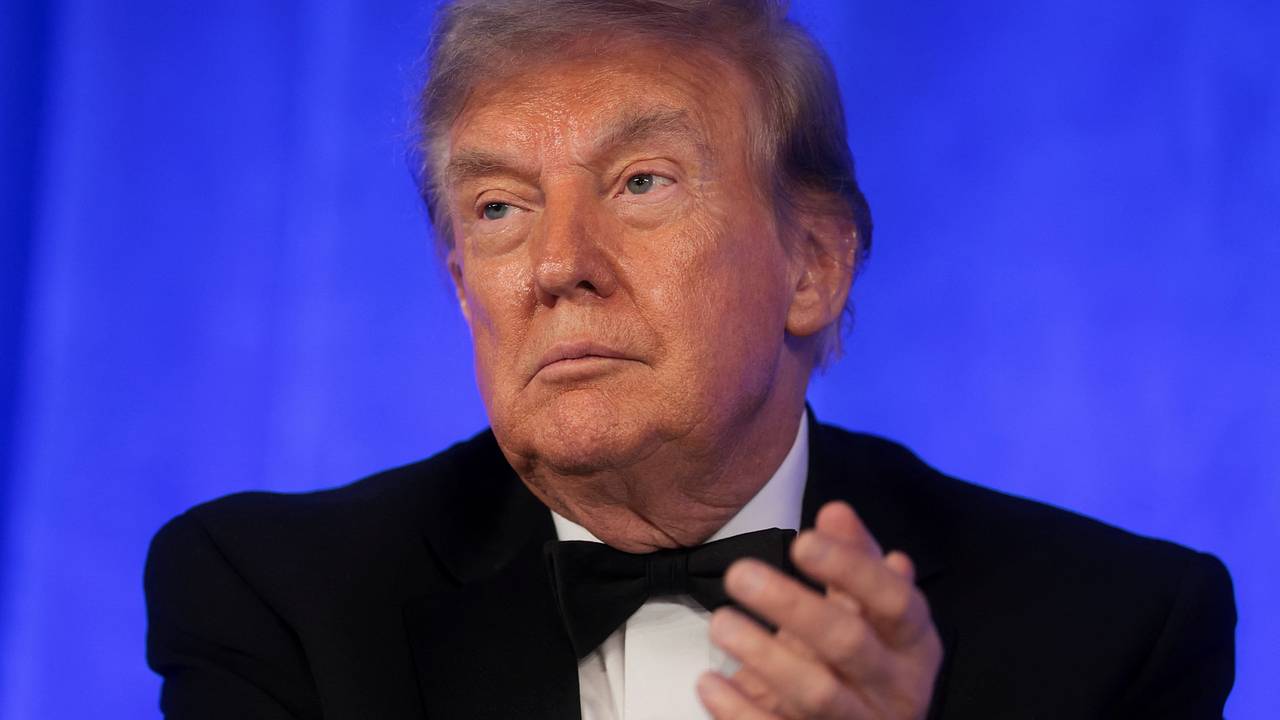 Трамп временно отказался от идеи усилить военную кампанию против Ирана