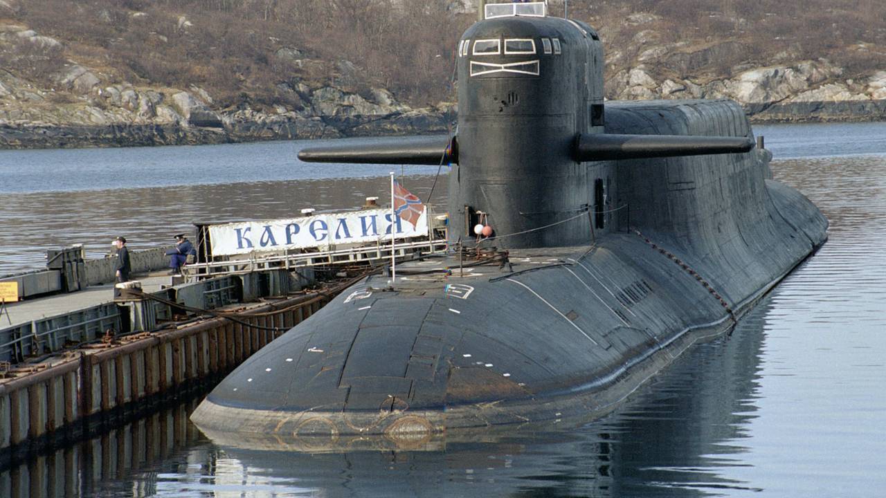 Ремонт стратегического подводного ракетоносца «Карелия» завершили
