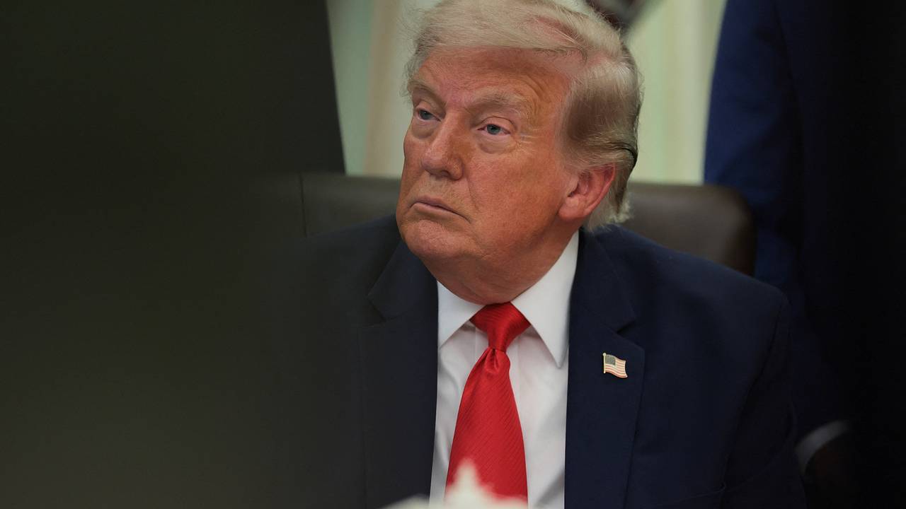 В администрации Трампа обозлились на Францию В администрации Трампа обозлились на Францию