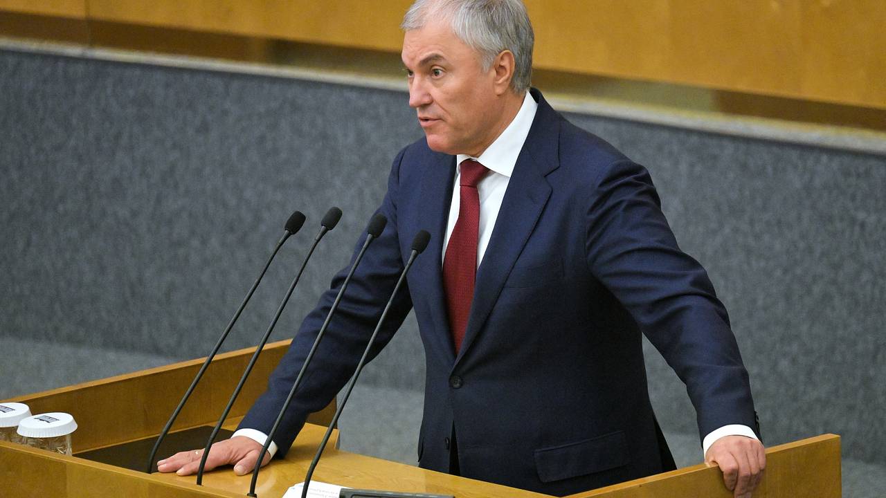 Володин напомнил о вступающих в силу в августе законах
