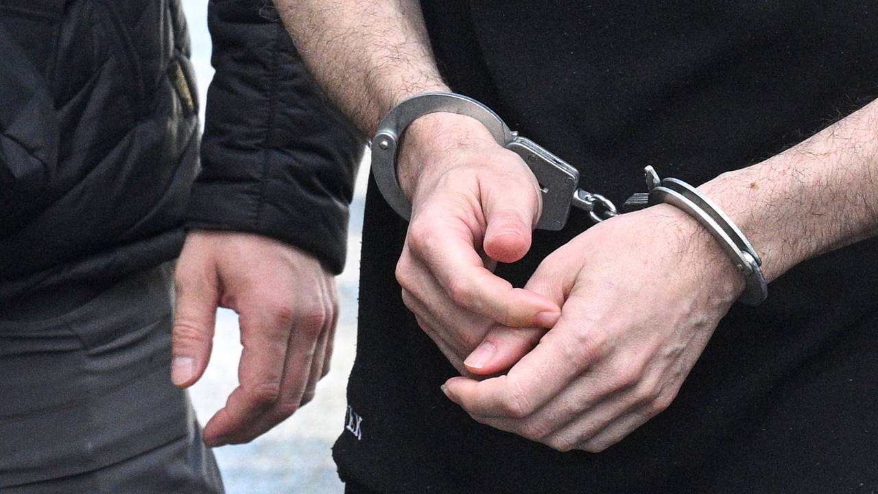 Телефон выдал годами насиловавшего детей и калечившего им жизни россиянина Телефон выдал годами насиловавшего детей и калечившего им жизни россиянина