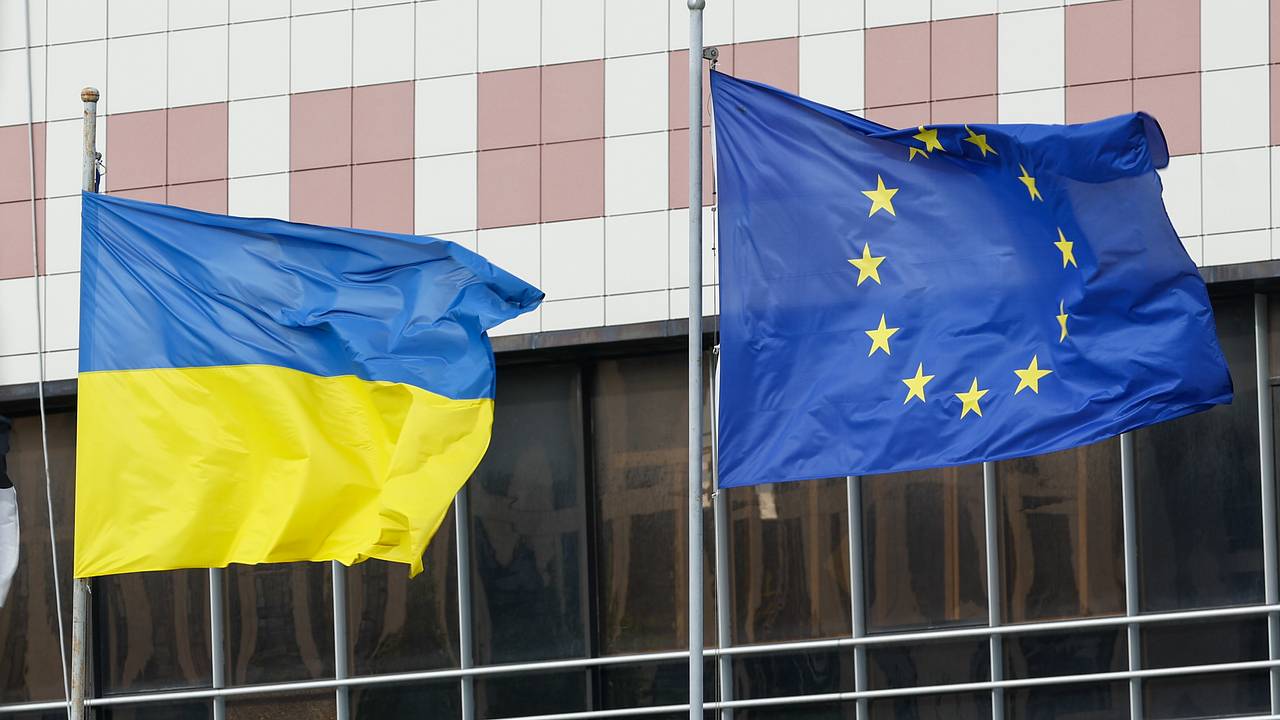 На Украине назвали две причины блокировки вступления в ЕС Венгрией