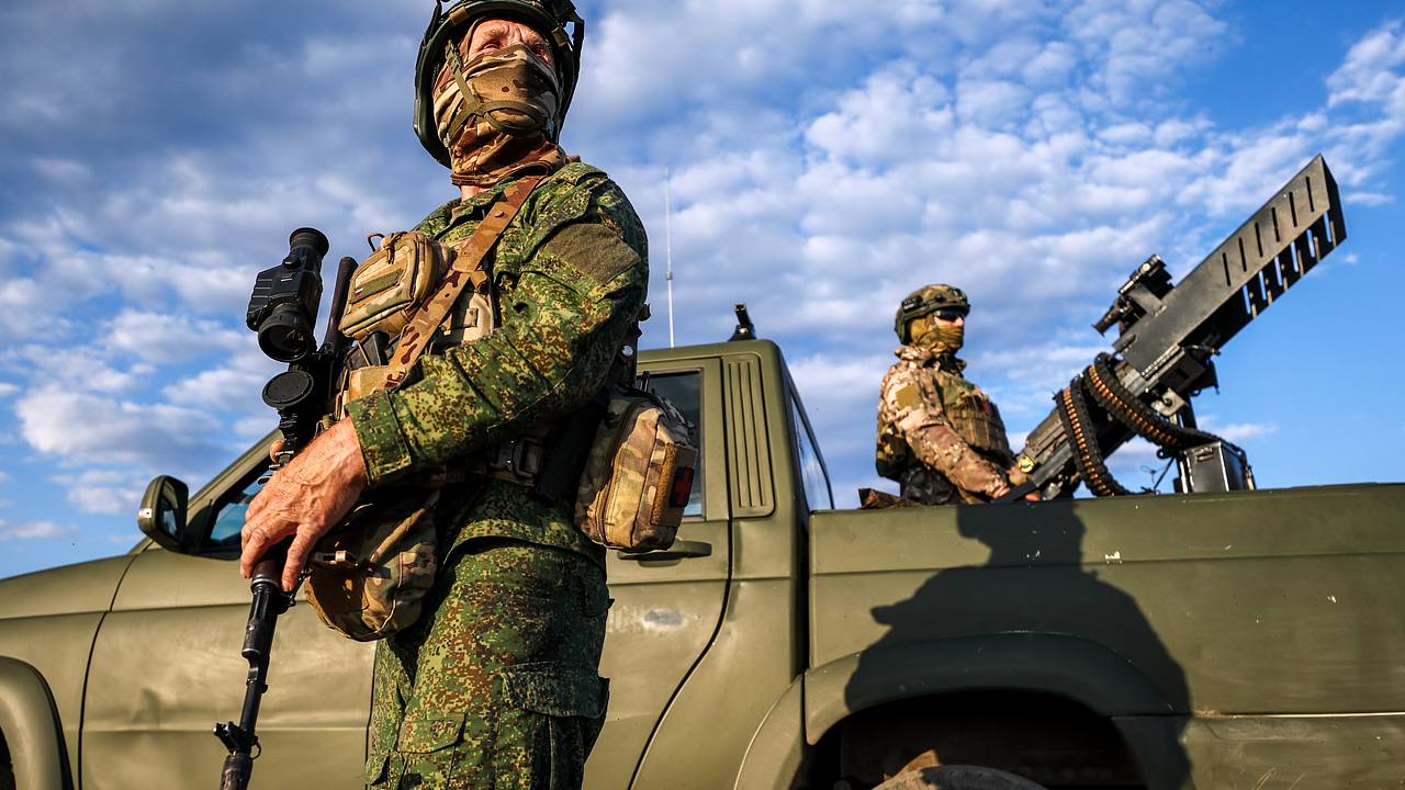 Бойцы расчета мобильной огневой группы рассказали о полуторачасовом сне