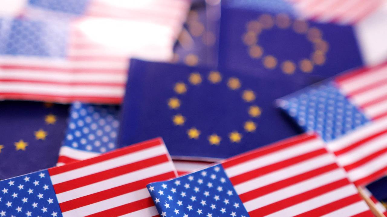 США и Евросоюз обвинили в желании использовать друг друга