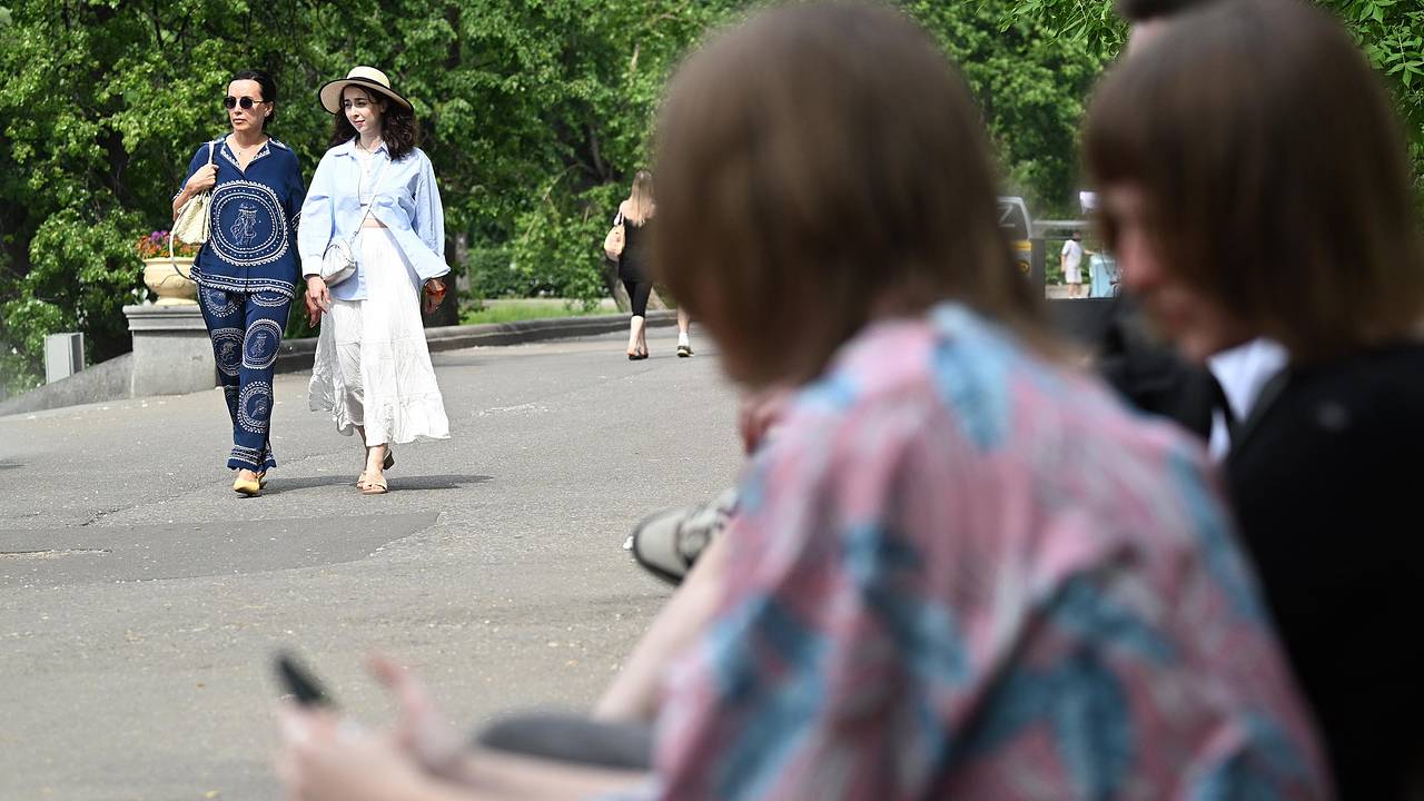 Россиянам рассказали о погоде в августе