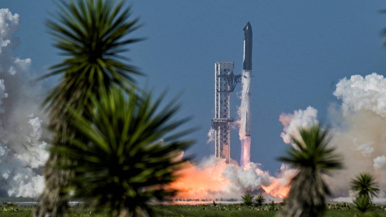 SpaceX запланировала выводить на орбиту до 10 миллионов тонн грузов в год