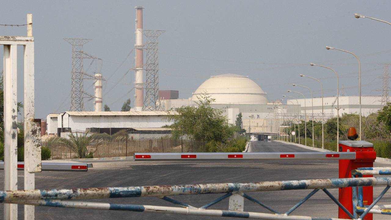 «Росатом» начал возвращать специалистов на АЭС «Бушер»