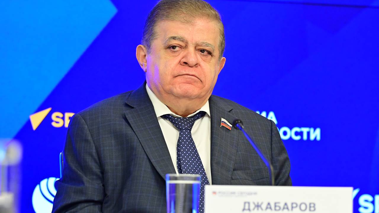 В России отреагировали на эксгумацию останков украинского националиста в Нидерландах