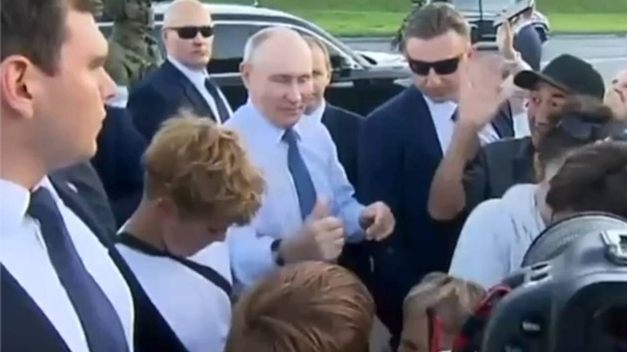 Общение Путина с россиянами сняли на видео
