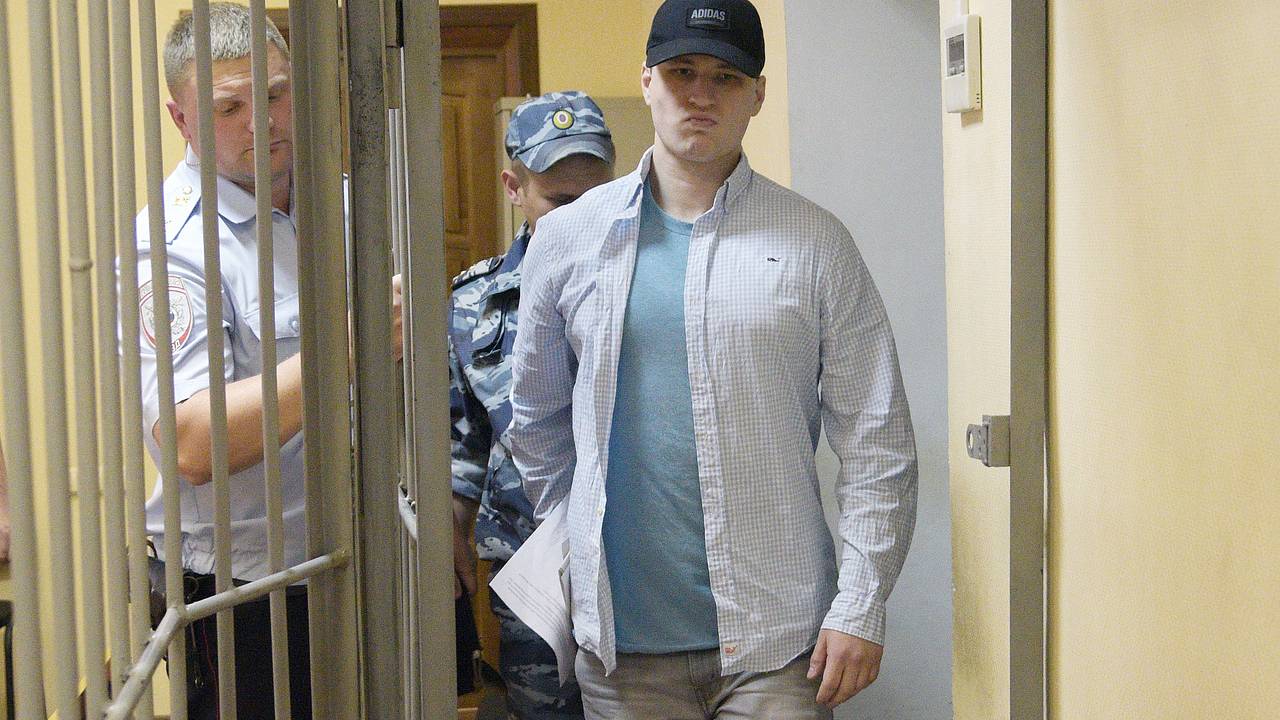Стало известно о состоянии освобожденного в России Гилмана Стало известно о состоянии освобожденного в России Гилмана