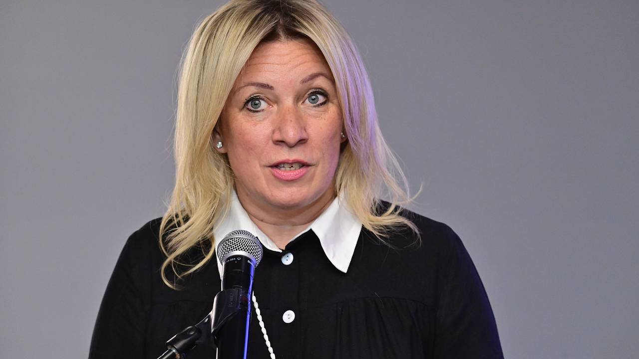 Захарова сообщила о планах ВС России продолжать наносить удары по целям в Черном море Захарова сообщила о планах ВС России продолжать наносить удары по целям в Черном море