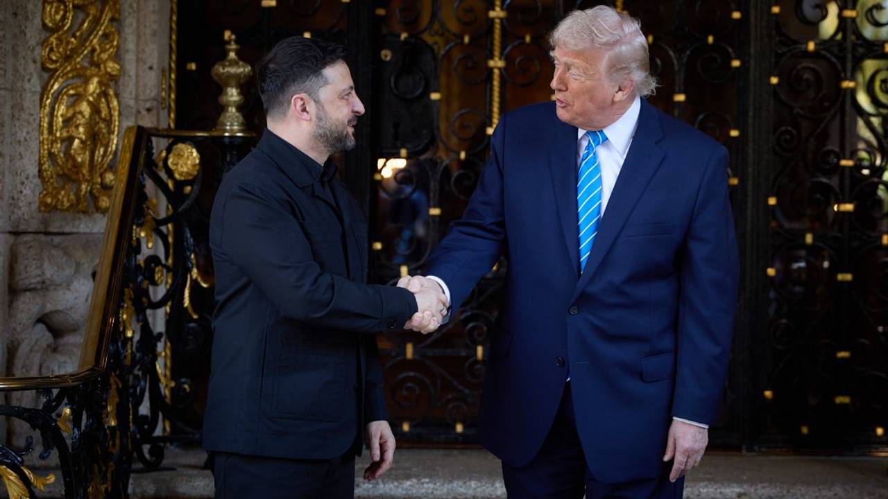 Стало известно о мольбе Зеленского Трампу