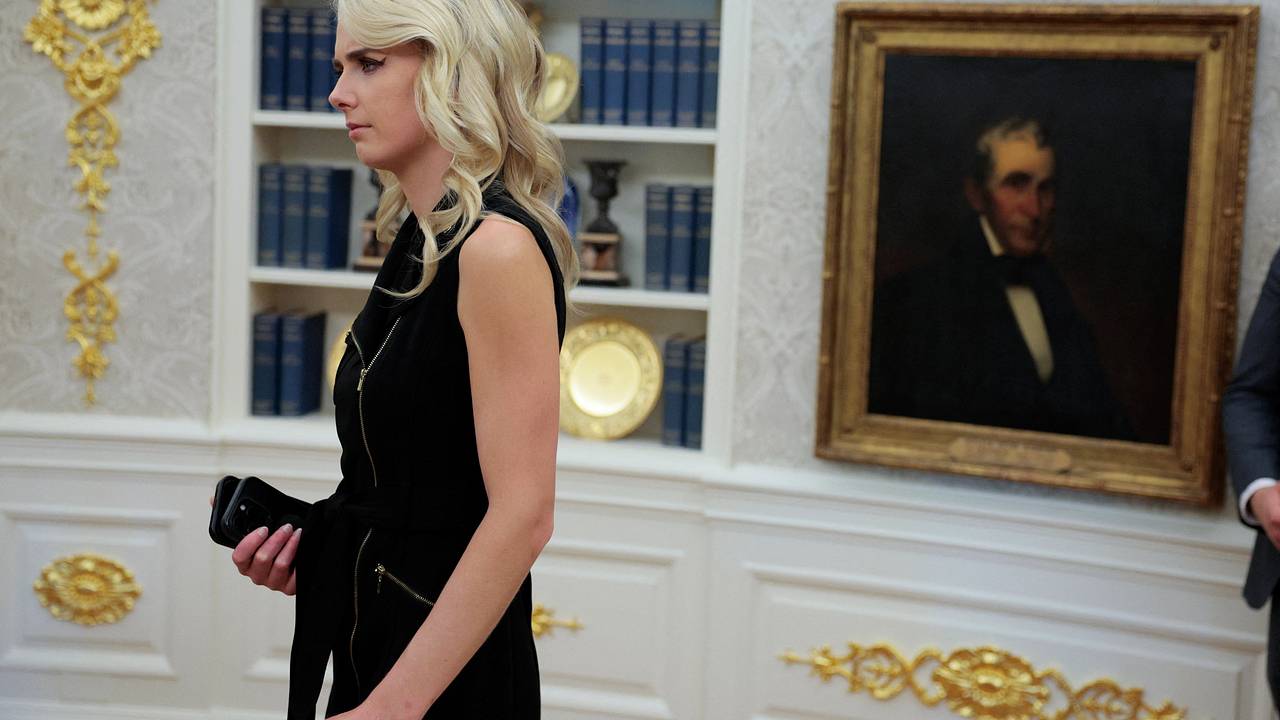 Помощница Трампа работала в Белом доме без доступа к гостайне