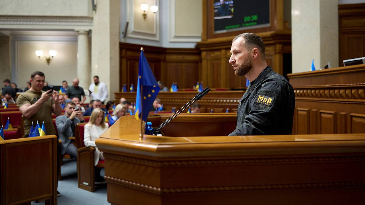 Раскрыта выгода Зеленского от назначения нового министра обороны