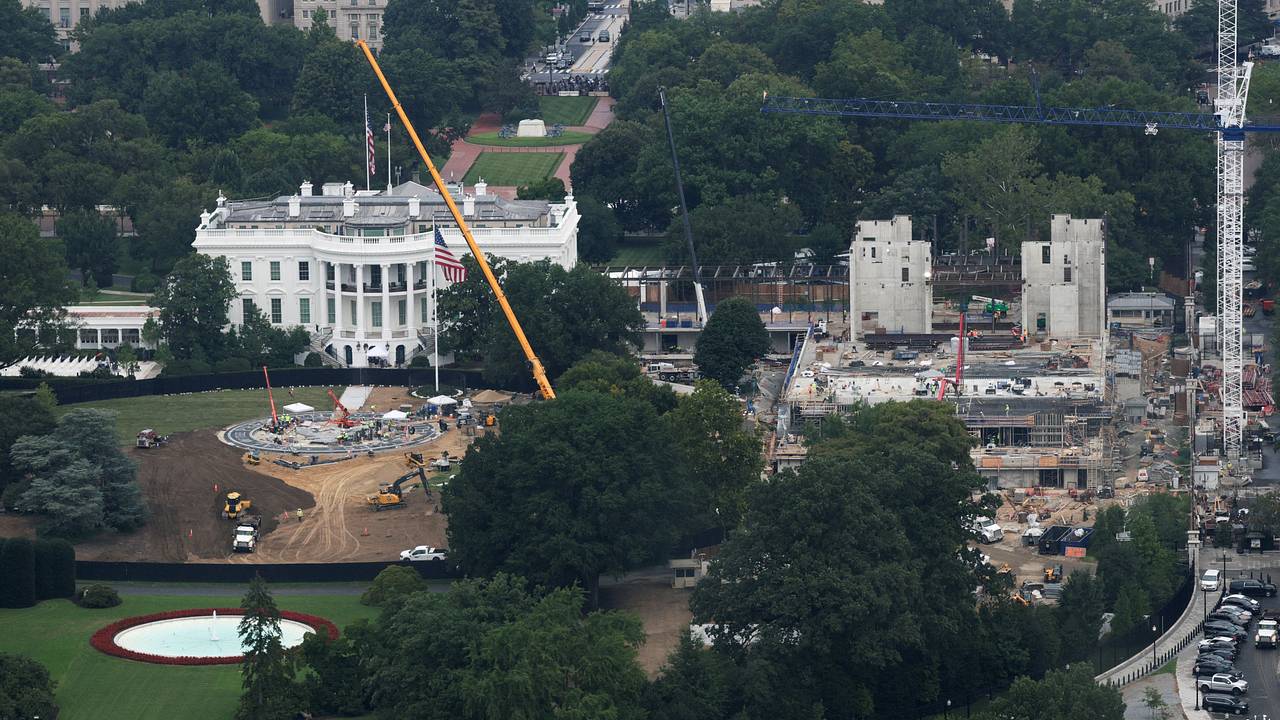 Трампу разрешили продолжить строительство бального зала Трампу разрешили продолжить строительство бального зала