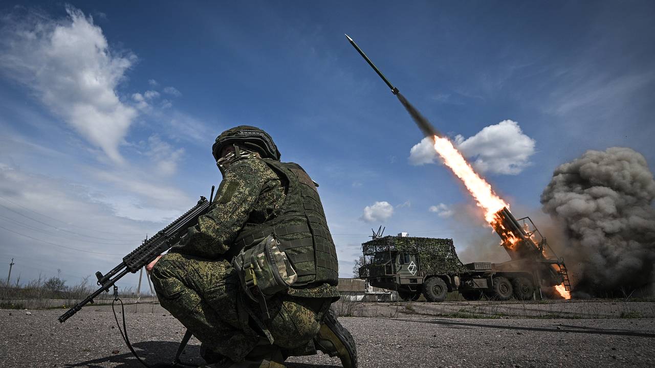 Бывший аналитик ЦРУ сделал прогноз о судьбе Украины после серии российских ударов