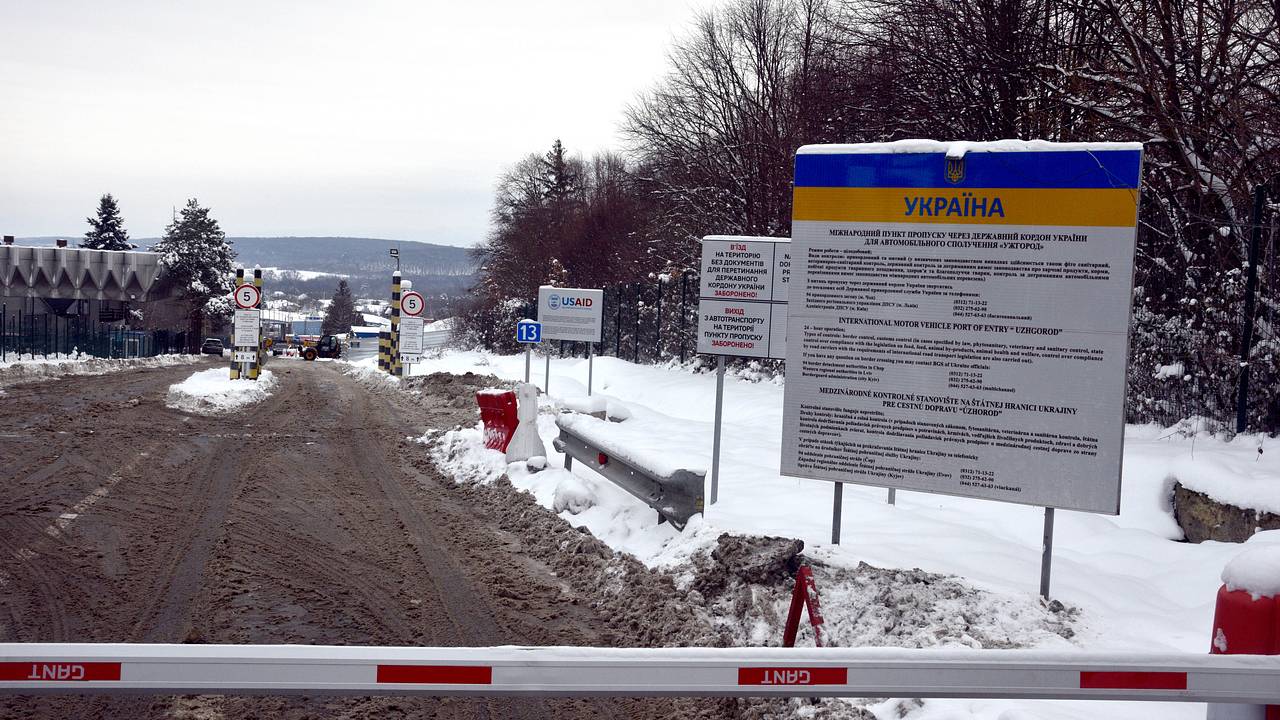 В России назвали неочевидный способ уничтожить военную логистику Украины В России назвали неочевидный способ уничтожить военную логистику Украины