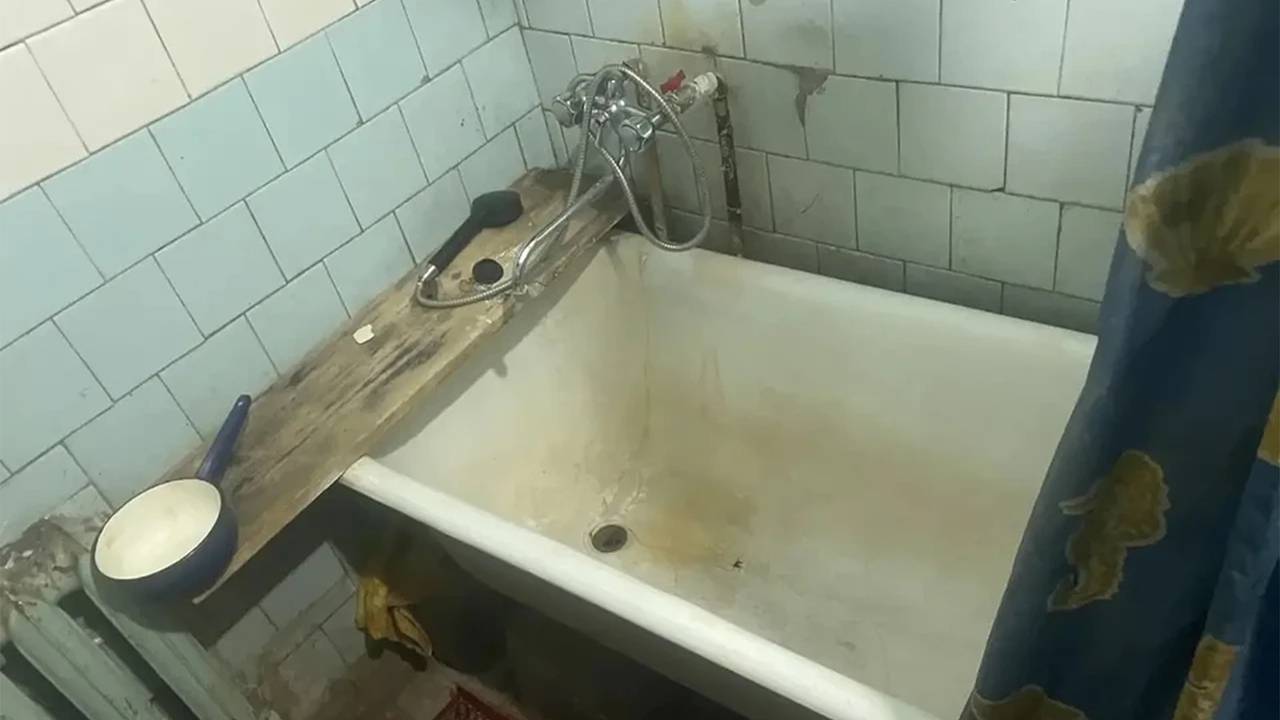 Участницу «Мужское / Женское» нашли убитой в одеяле под листвой