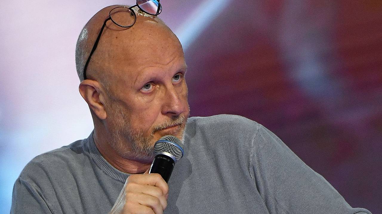 Гоблин возмутился из-за «катастрофически тупеющих граждан»