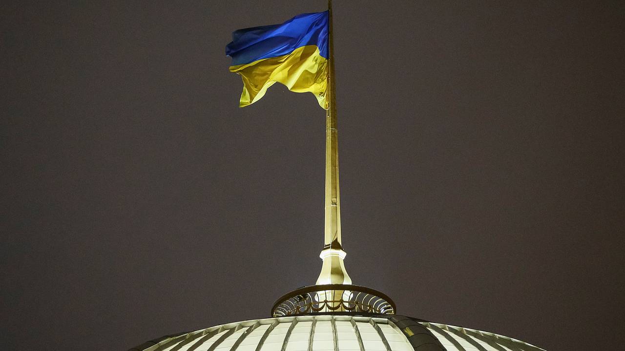У депутатов Рады появились вопросы к одному из соперников Зеленского