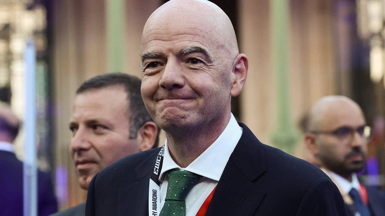 Алаев оценил шансы Инфантино сохранить пост президента ФИФА
