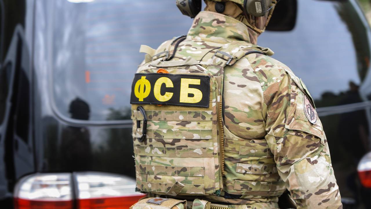 Подпольная нарколаборатория в российском городе попала на видео