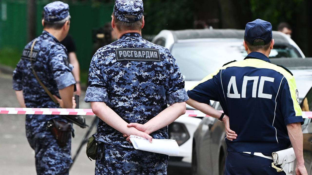 В российском городе эвакуировали несколько судов и поликлинику