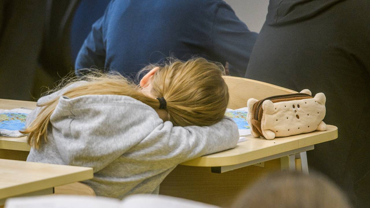 В российских школах вступит в силу жесткий запрет В российских школах вступит в силу жесткий запрет