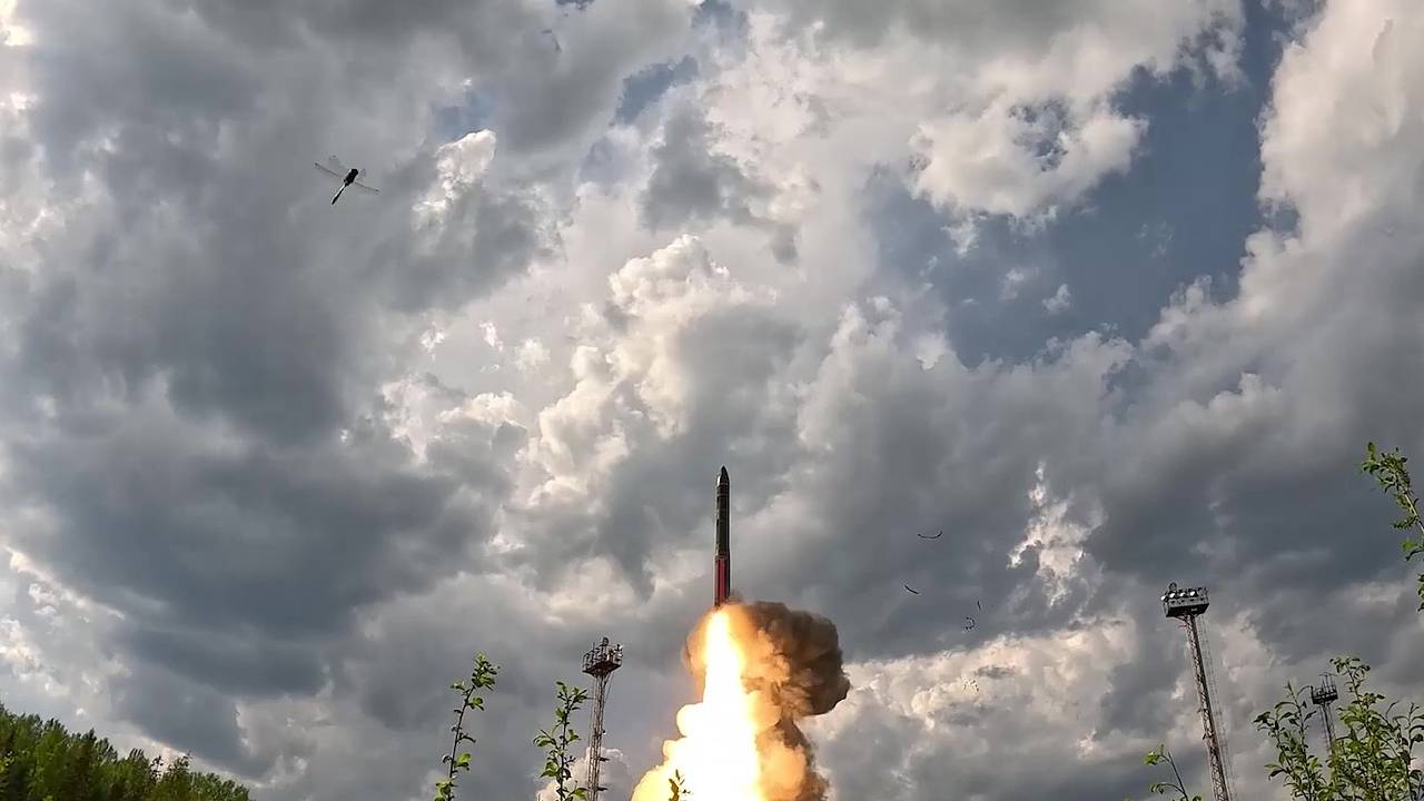 На космодроме «Плесецк» провели учебно-боевой пуск твердотопливной МБР