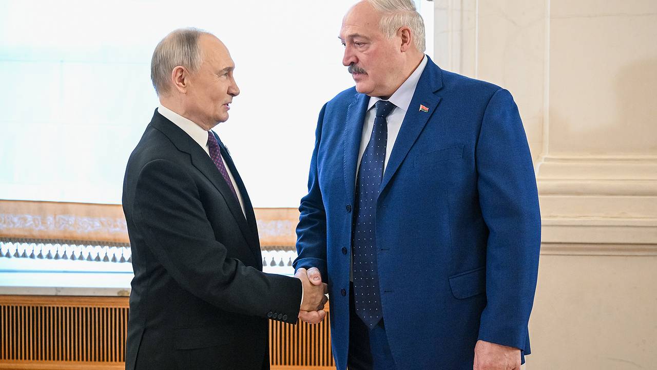 Путин встретился с Лукашенко