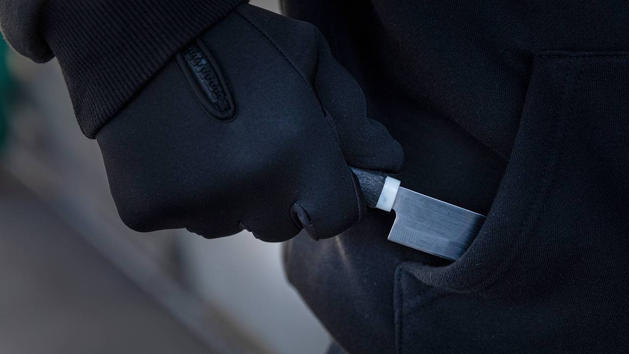 Раскрыты подробности расправы школьниц над 12-летним ребенком Раскрыты подробности расправы школьниц над 12-летним ребенком