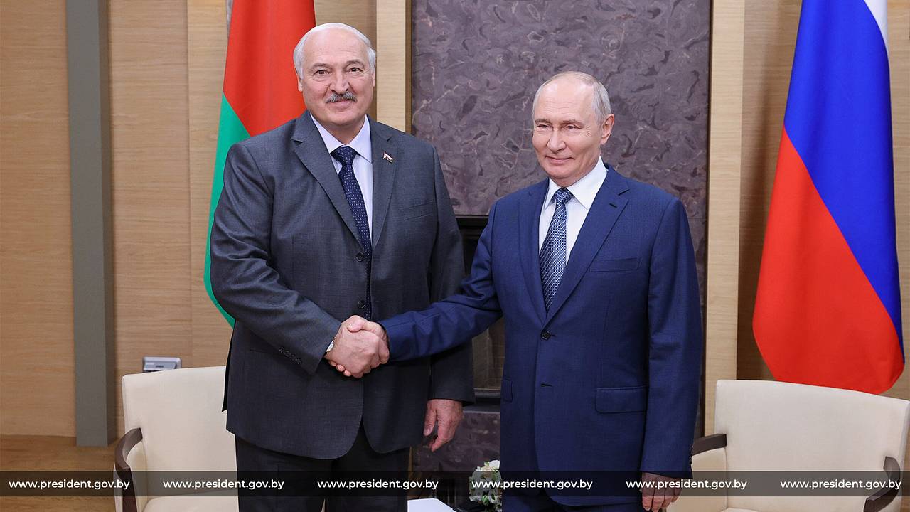 Путин поздравил Лукашенко с днем рождения