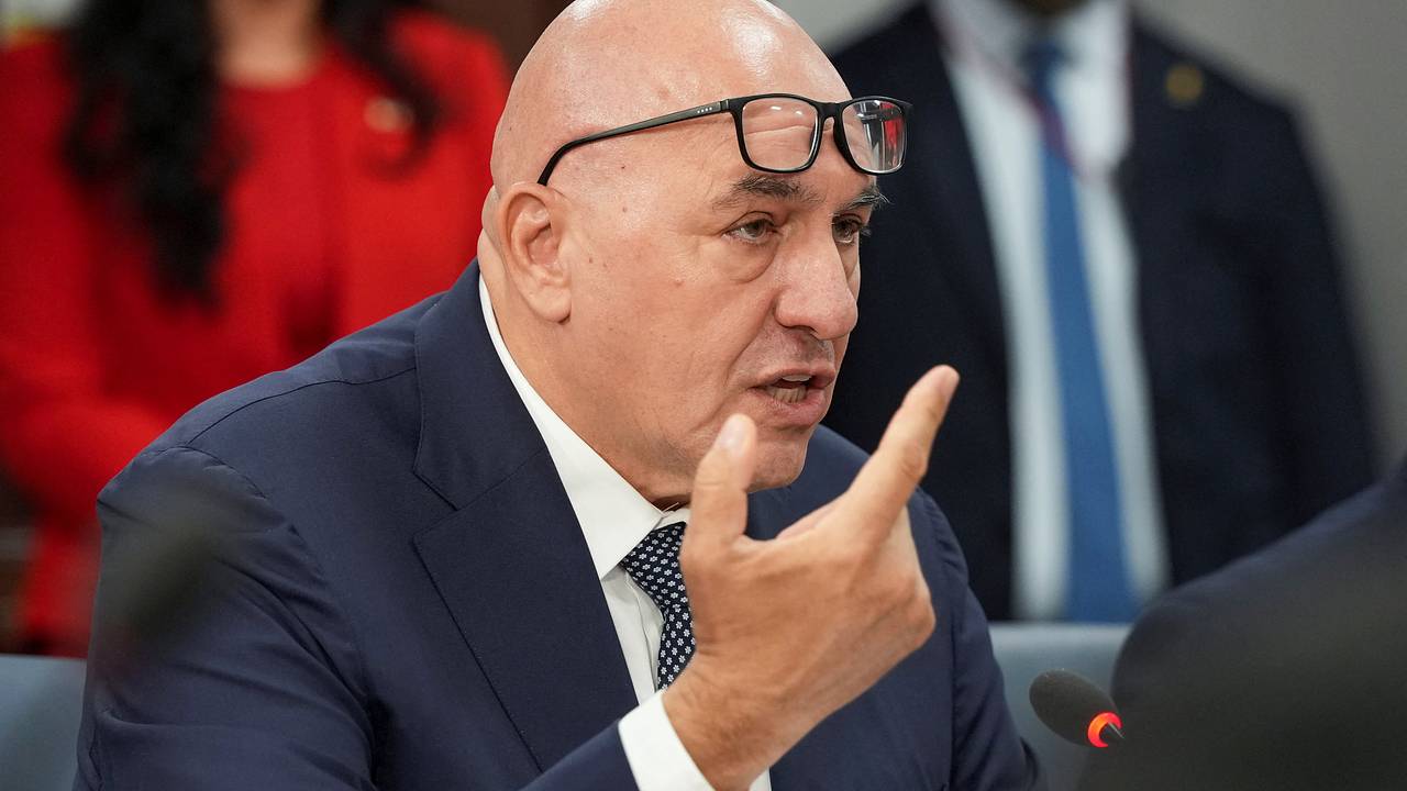 В Италии заявили о превращении страны в свалку Зеленского