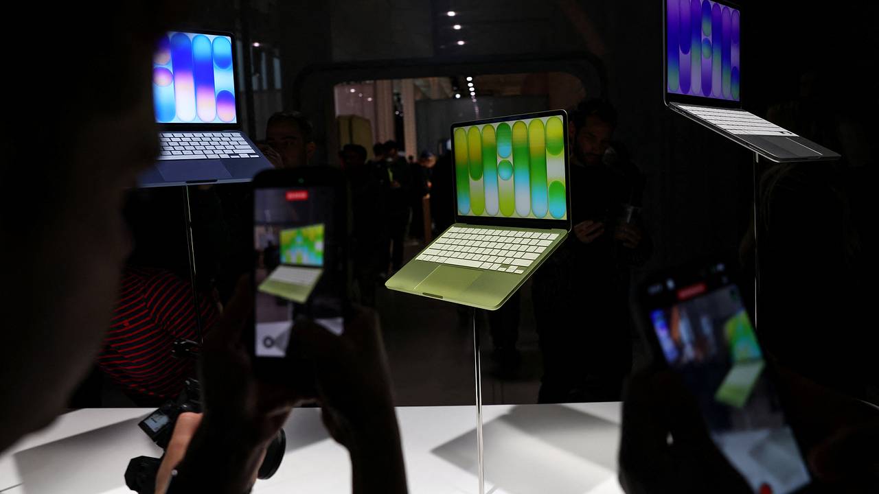 В России подешевел самый доступный ноутбук Apple