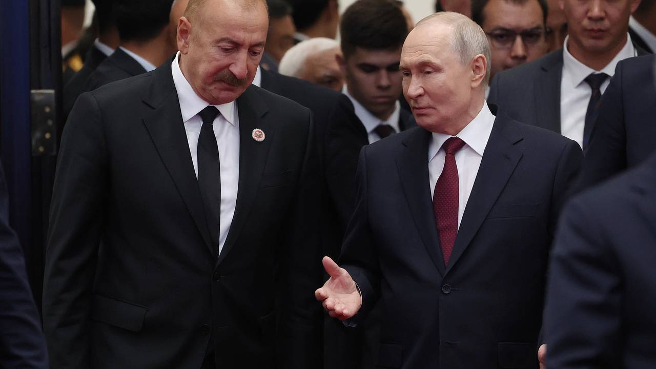 К разговору Путина и Алиева присоединился еще один президент К разговору Путина и Алиева присоединился еще один президент
