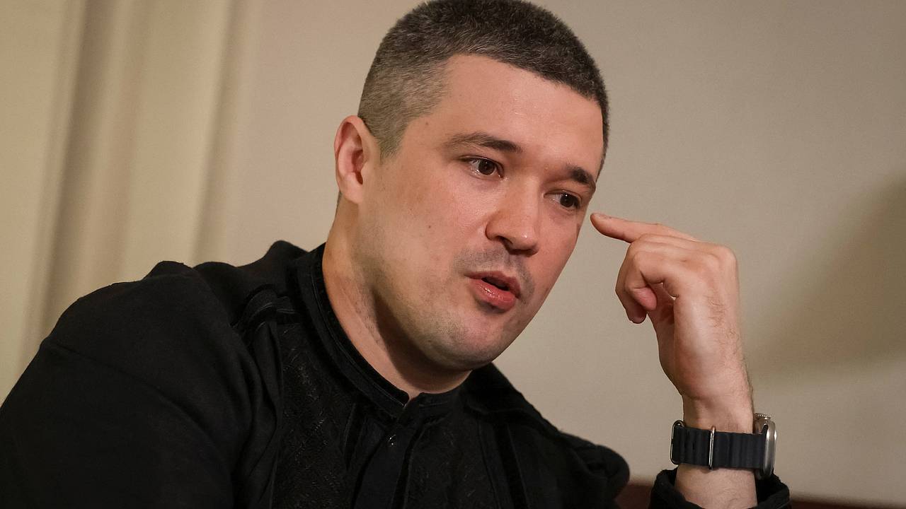 Экс-министр обороны Украины нашел работу в Европе и сделал предложение США. В Киеве не понимают, как он покинул страну