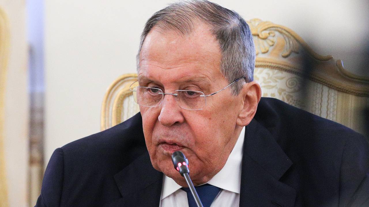 Лавров обвинил Запад в желании увековечить нацистский режим на Украине