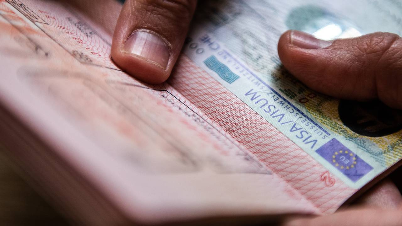 В Европе вновь обсудят запрет на выдачу виз российским туристам