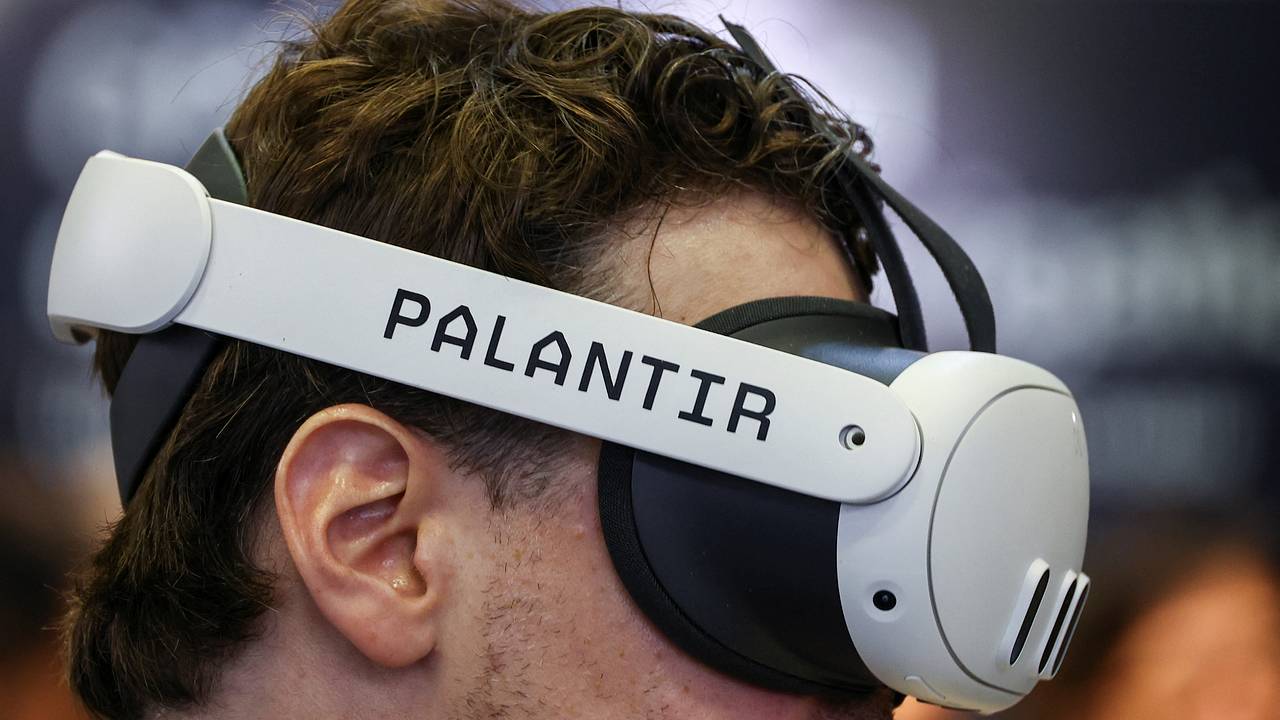 Армия США выделила Palantir средства на управляемую ИИ ракету TITAN