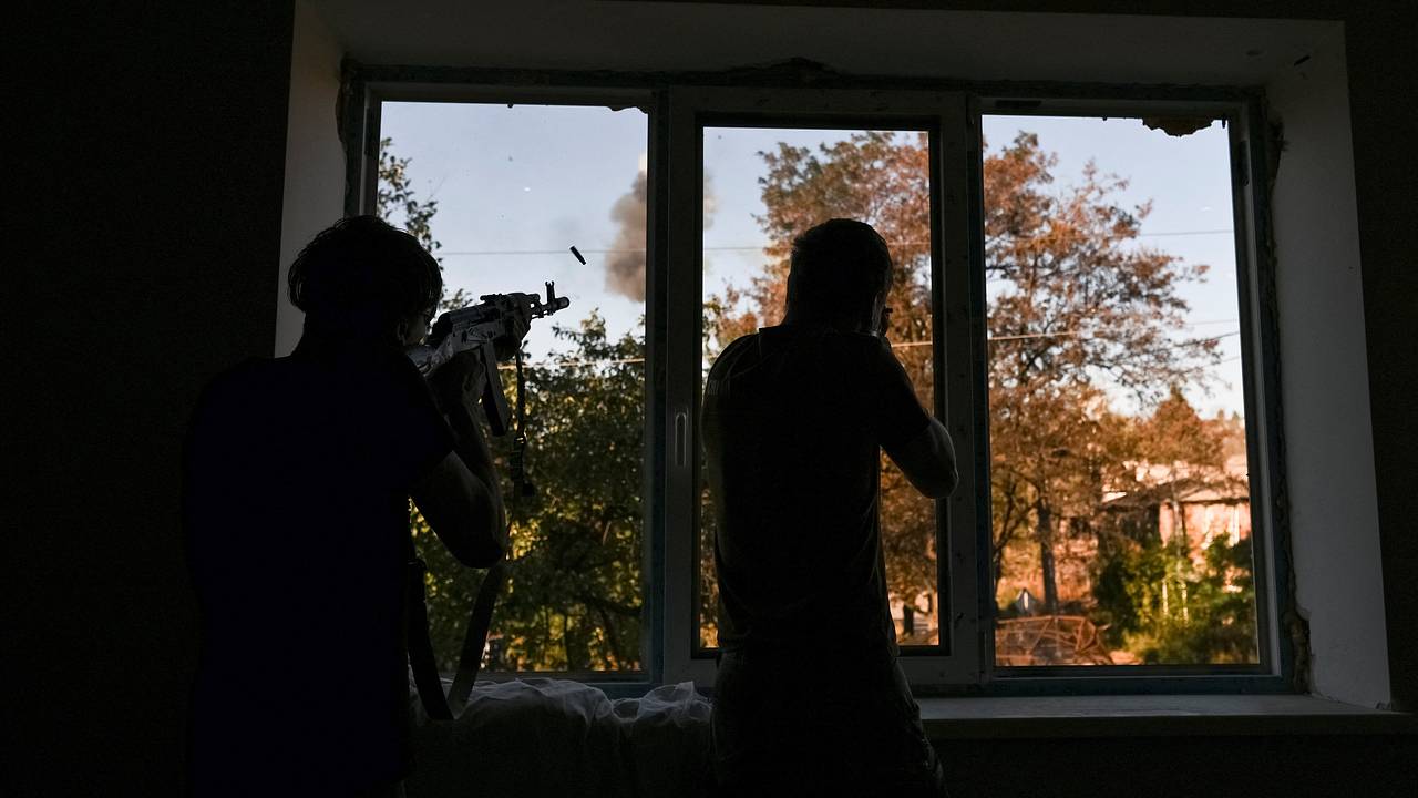 Стало известно о замыкании «Волчанского котла» с двумя тысячами бойцов ВСУ Стало известно о замыкании «Волчанского котла» с двумя тысячами бойцов ВСУ
