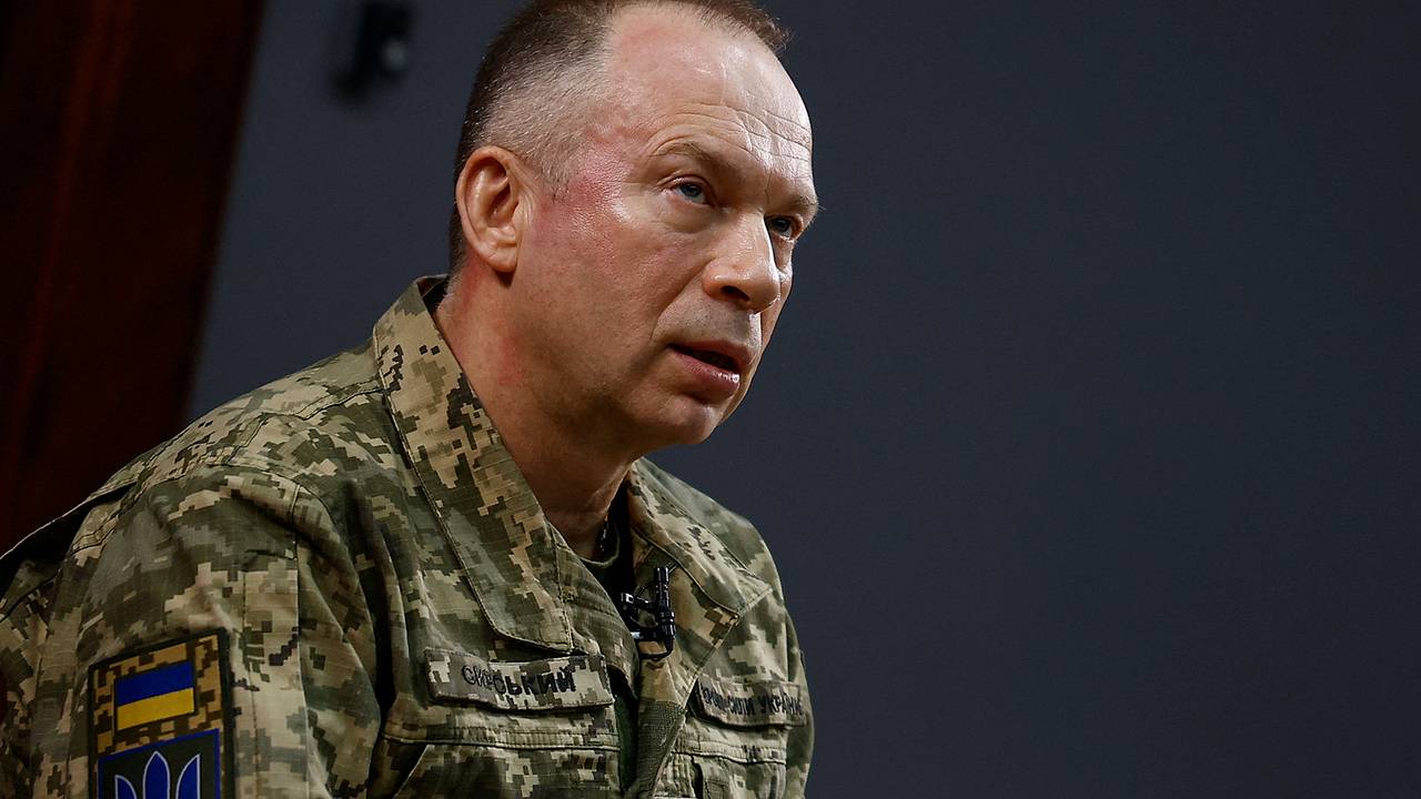 Провал наступления Сырского объяснили